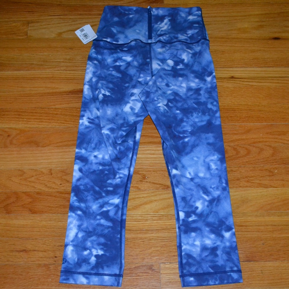 Women’s lululemon ‘Run with the Waves Crop 21” KPBM’ pants, size 6 - NEW - Picture 4 of 6